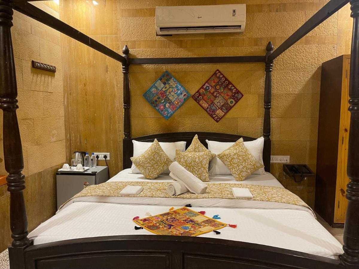 Hotel Meerana 斋沙默尔 外观 照片