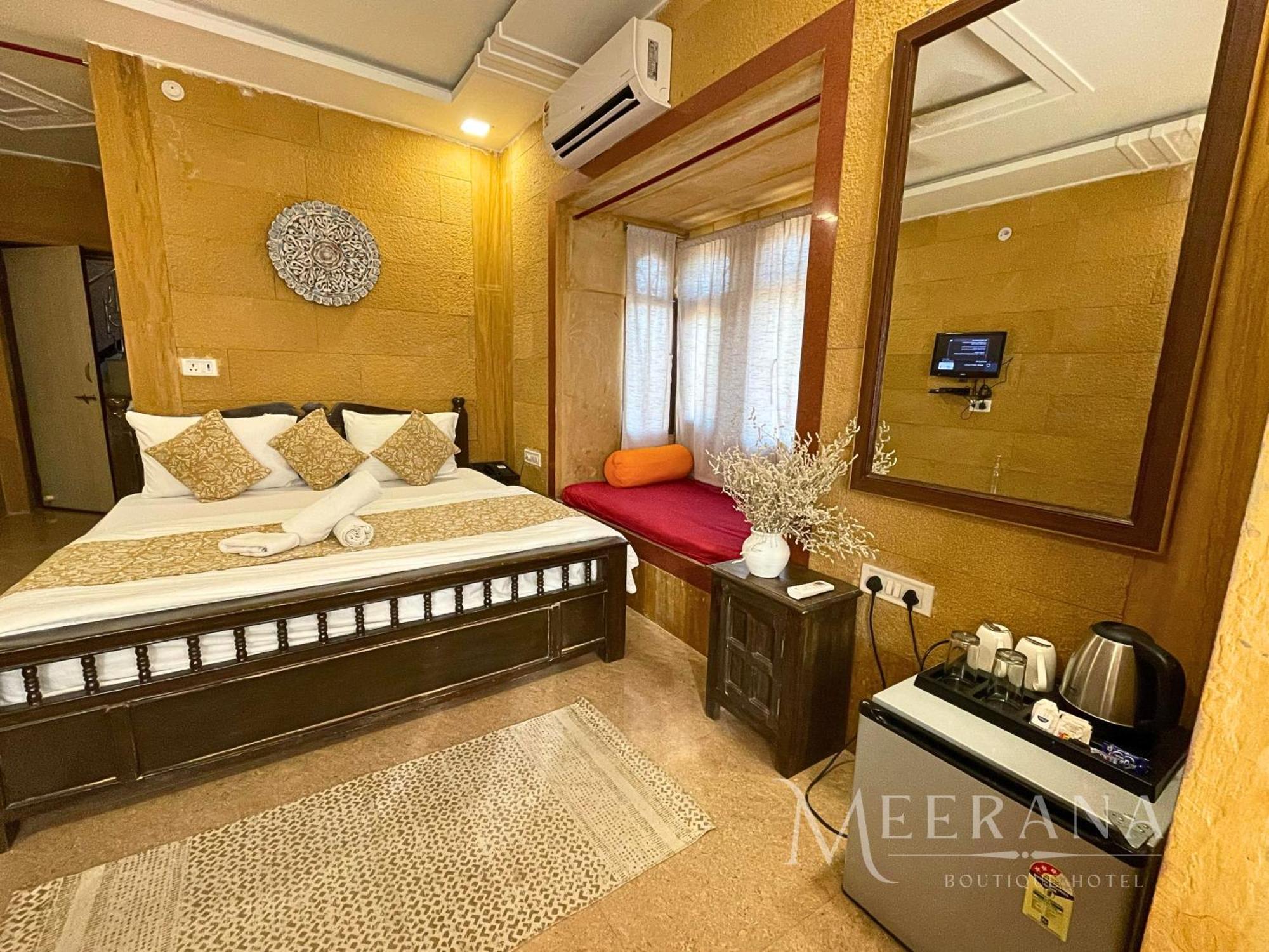 Hotel Meerana 斋沙默尔 外观 照片