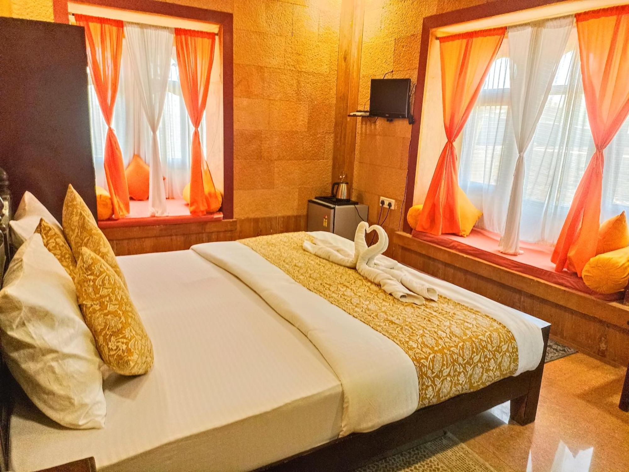 Hotel Meerana 斋沙默尔 外观 照片