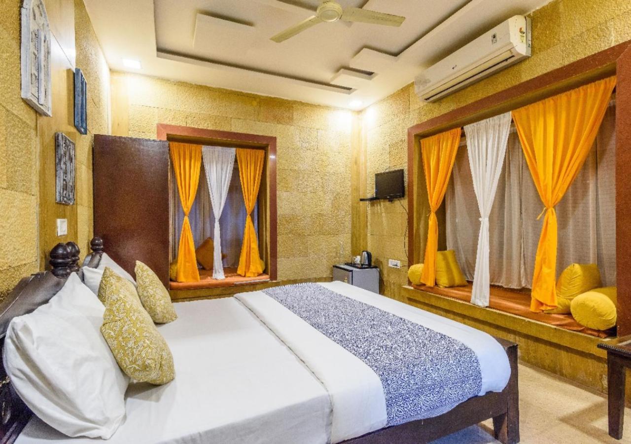 Hotel Meerana 斋沙默尔 外观 照片