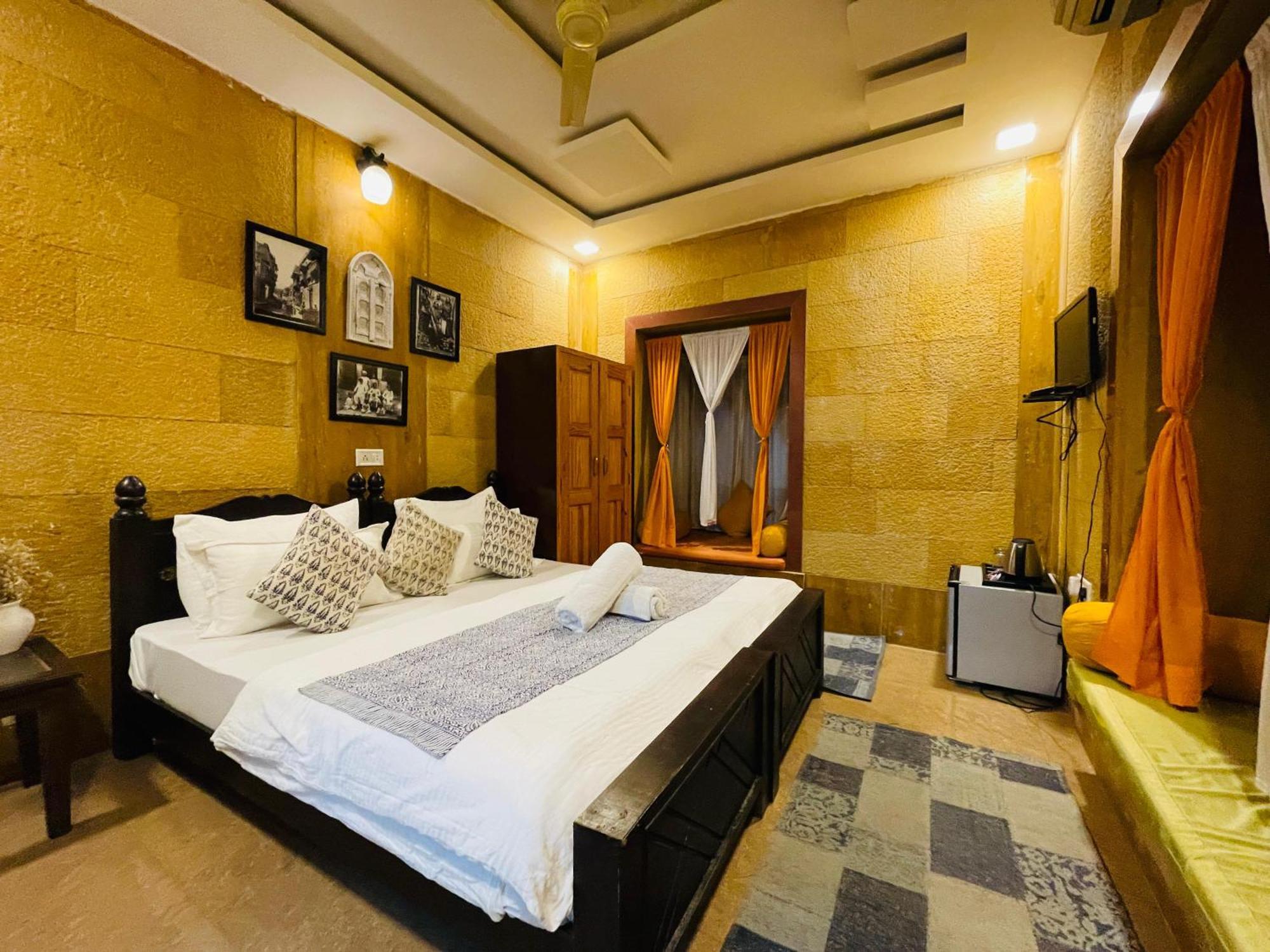 Hotel Meerana 斋沙默尔 外观 照片