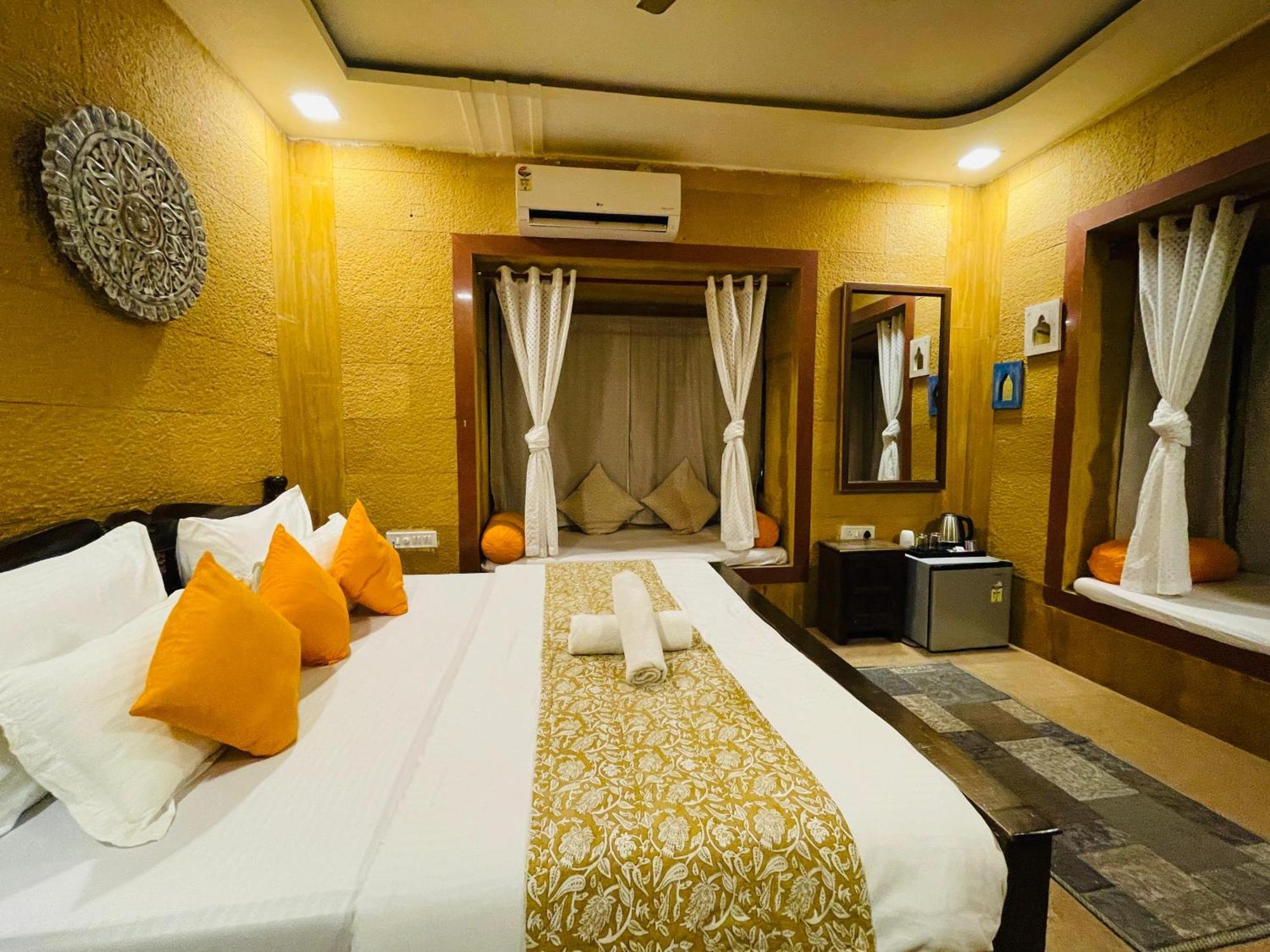 Hotel Meerana 斋沙默尔 外观 照片
