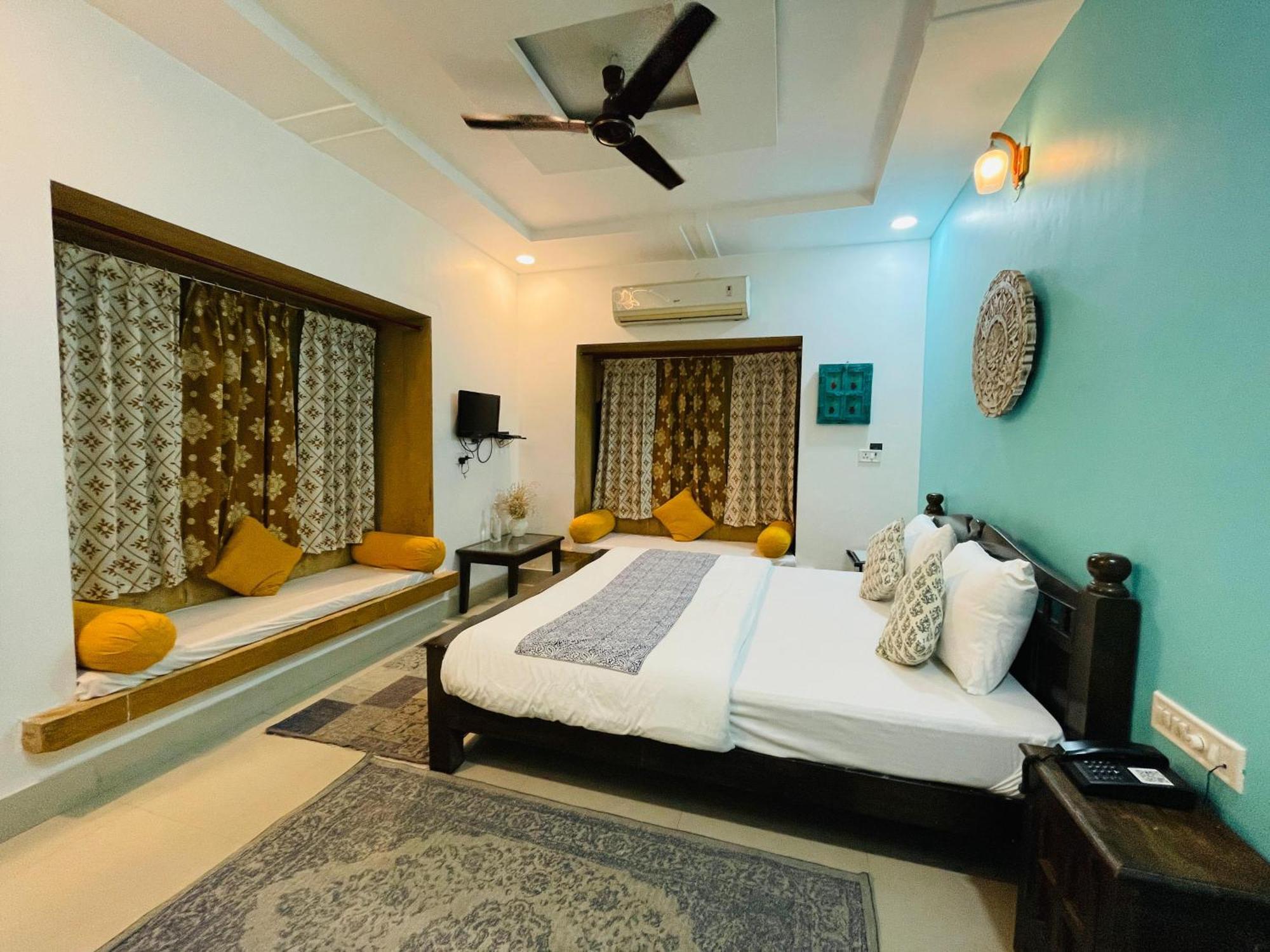 Hotel Meerana 斋沙默尔 外观 照片